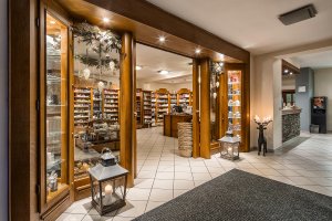 Exkurze do výroby, galerie a prodejny svíček UNIPAR